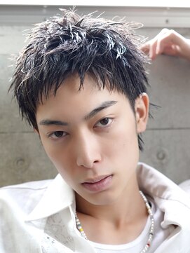 ライラ(Lyla) ベリーショートツイストスパイキーウルフ