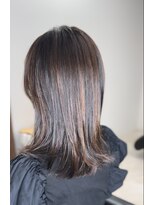 リアン(Lien) セミロングヘアー