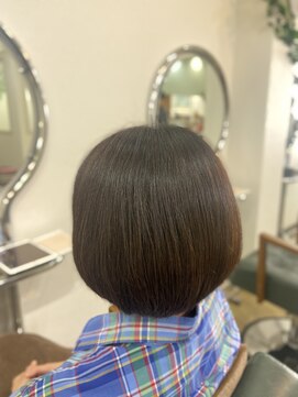 ビィーワンイースト(Be 1 EAST) 前上がりボブ