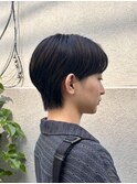センター分けマッシュウルフスタイル
