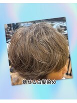 アングル(angle)&nbsp;明るい白髪染めショートスタイル