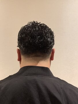 銀座マツナガ 神田店 スキンフェード ナチュラルパーマ