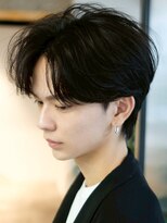 シオン(shion)&nbsp;フェザーパーマ刈り上げセンターパートブルーブラック_F1078