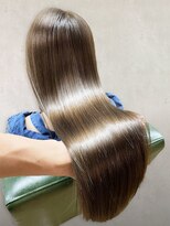 ヌープヘアーアイス(NUUP.hair ici)&nbsp;オリーブグレーココアベージュ小顔クラゲヘアー/黒髪/髪質改善