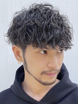 フィフス 天神大名(fifth) 天神大名メンズパーマツイストスパイラルパーマ波巻きパーマ強め