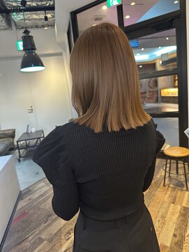 ロロネー 梅田(Lolonois) 田中みなみさん風切っぱなしボブ