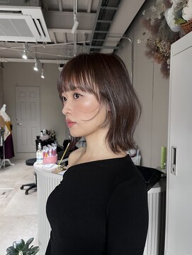 エラ(ere) ブリーチなしベージュカラー/顔まわりカット/　韓国くびれボブ