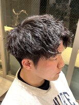 ノイセル(Noisyle)&nbsp;刈り上げセンターパート/波巻きツイストスパイラル/西長堀