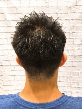 ミーティア バイ クアトロ(Meteor By QUATRO) 男気ベリーショートでシャープなシルエット