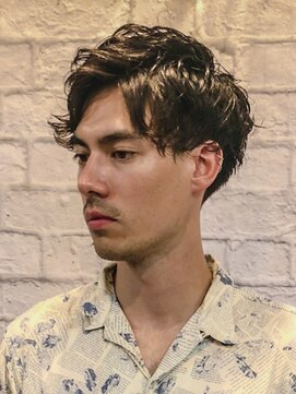 グレイスフル バーバープラチナム 六本木店(Graceful Barber platinum) かき上げヘア／ビジネスヘア／ビジネスマン／メンズカット