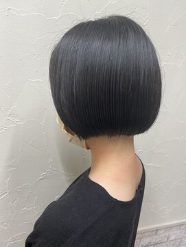 シュリット(schritt) ダークアッシュ×ミニボブ