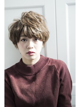 ミエル ヘア 新宿(miel hair) 〈mielhair新宿〉マッシュ　ショート　秋カラー