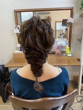 ロカット サロン(Roquat Salon) ロングあみおろしアレンジ【ヘアセット/立川/立川南/国分寺】