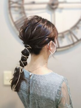 ヘアセットサロン ミント(Hair set salon MINT) ローポニー紐アレンジ