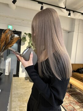 メリー オオサカ(Merly Osaka) ほんのり淡いピンクが可愛いベージュカラー_white peach beige_