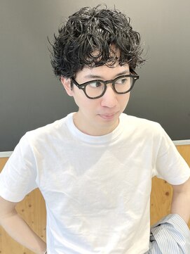 ザレミー(THE REMMY) メンズのナチュラルパーマスタイル