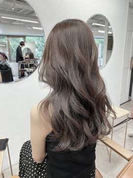 ムク 新宿(muc) ブラウンベージュ