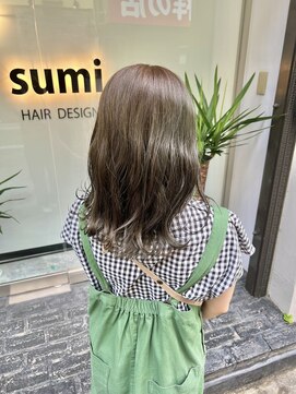 スミ(sumi) オリーブベージュ！