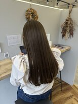 リジー(Litzy) オリーブベージュカラー【三國麗奈】