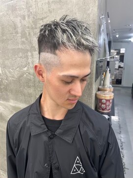 メンズサロン キング 高槻店(Men’s salon K!ng) 波巻きツイストスパイラルパーマ/フェザーパーマ/眉毛/メンズ