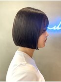首を長く魅せたい方には「ミニボブ」が絶対おすすめ！ショート