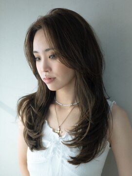 サーカス バイ ビュートリアム 青山(CIRCUS by BEAUTRIUM) 小顔ロング/ミディアム/レイヤー/青山表参道/20代30代40代