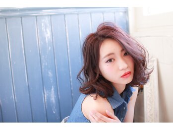 オーガニックヘアサロンアクシス(Organic hairsalon AXIS)の写真/経験豊富なスタイリストが仕上げるレベルの高いカットはお任せでも◎