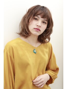 ヘアアンドケア エジェリラボ(hair&care egerie lab) ネオウルフで丸みシルエットの無造作パーマスタイル