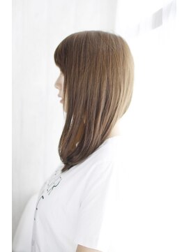 トランクイルグラフ(TRAN9UIL graph) 20代30代40代　ふつうでかわいいナチュラルロング