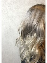 ヘアサロンエムフィス 池袋東口(HAIR SALON M Fe's)&nbsp;外ハネボブ/アッシュブラウン/ネオウルフ/デザインカラー