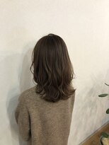 シキ(Shiki)&nbsp;ミディアム×ベージュ