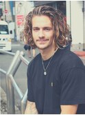 外国人風ツイストスパイラルパーマ