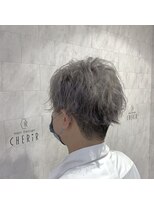 シェリール(CHERiR) オシャレすぎる♪ホワイトシルバー☆ブリーチ3回以上