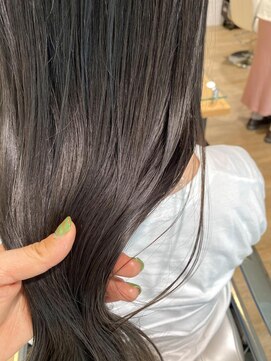 ネオリーブ チロル 横浜西口店(Neolive CiroL.) 艶ブラウン チョコレートカラー ニュアンスカラー