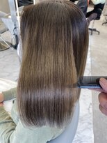 ロンドルーチェ 心斎橋(Lond luce)&nbsp;ダークアッシュ/ミディアムレイヤーカット［髪質改善/縮毛矯正］