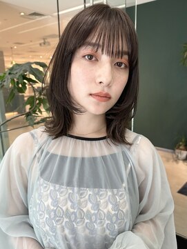 ビュートリアム265(BEAUTRIUM 265) ミディアム/くびれレイヤー/レイヤーカット/顔周りカット/銀座