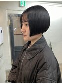 ぶつ切りショートボブ