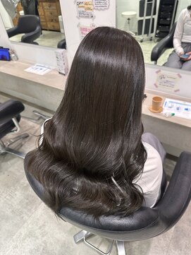 ビブ(VIV) 韓国/オリーブグレージュ/透明感/髪質改善