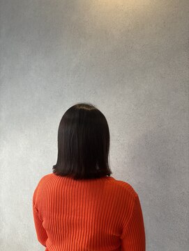 ラソ プエルト(LAZO puerto) ぱつっと切りっぱなしボブ