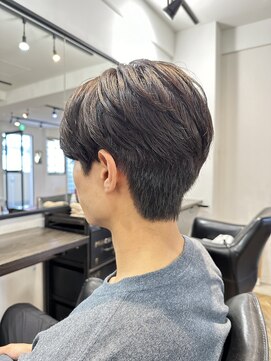 ファイブシーン アオヤマ(5SCENE AOYAMA) ビジネスヘア就活ヘアツーブロック刈り上げフェードメンズ