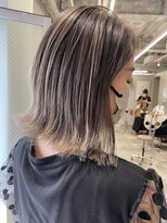 アヴァンス 京橋店(AVANCE)&nbsp;簡単スタイリング！切りっぱボブとエアータッチバレイヤージュ