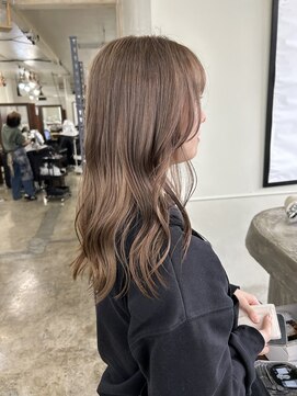 アミーリットルアットタクマ(amie:L at takuma) ベージュ