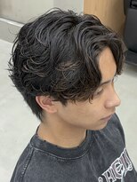 フィフス 天神大名(fifth)&nbsp;福岡天神ゆるめシャドウパーマメンズマッシュウルフカット緩め