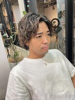 モーブ(MAUVE)&nbsp;波巻きツイストスパイラルパーマメンズマッシュ