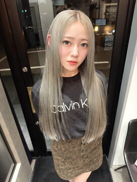 リリー ヘアーアンドビューティー(Lily) ハイトーン