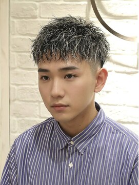 ゼロスバーバー(0's BARBER SHOP) 清潔感モテメンズ刈り上げマッシュショート大人カッコイイ