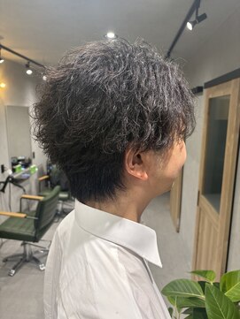 リリ(lili) ツイストパーマ