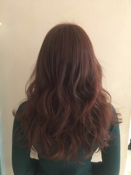 ロンド 銀座(Lond) つやつやワインレッド 担当 川瀬賢翁