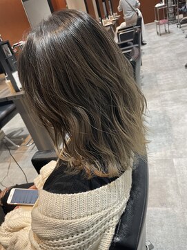 アヴァンス 和泉中央店(AVANCE) ハイライトバレイヤージュ