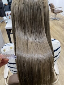 アンダーバーホワイト 南海難波店(_WHITE) 【_white+】サイエンスアクア